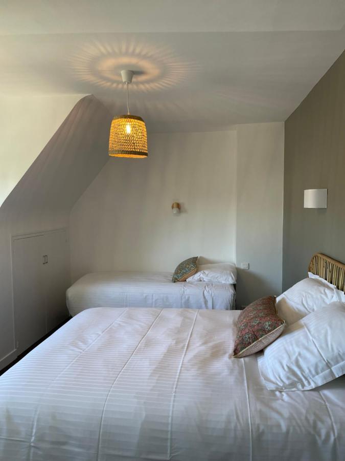 Hotel De La Cale Fouesnant Esterno foto
